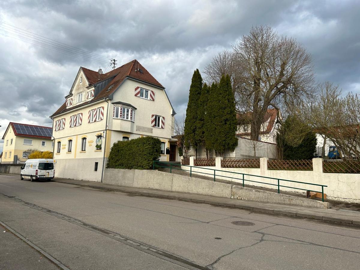 Brauereigasthof Schluesselkeller Гинген ан дер Бренц Екстериор снимка